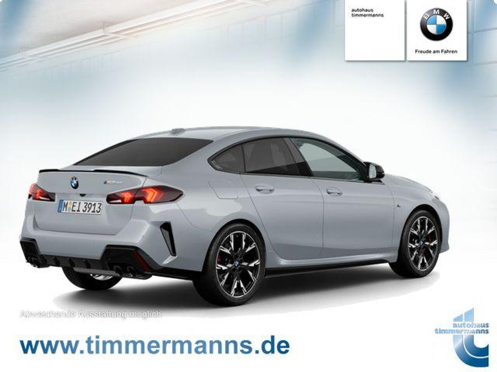 BMW M235