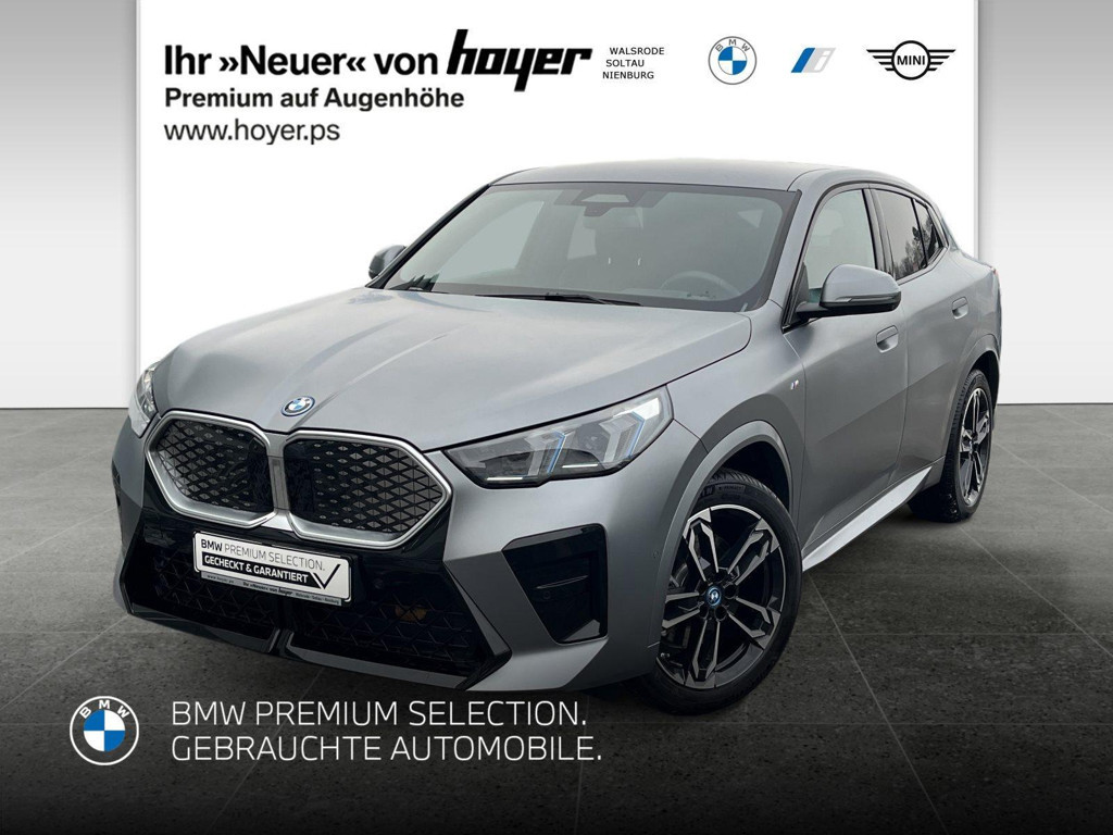 BMW iX2 xDrive30