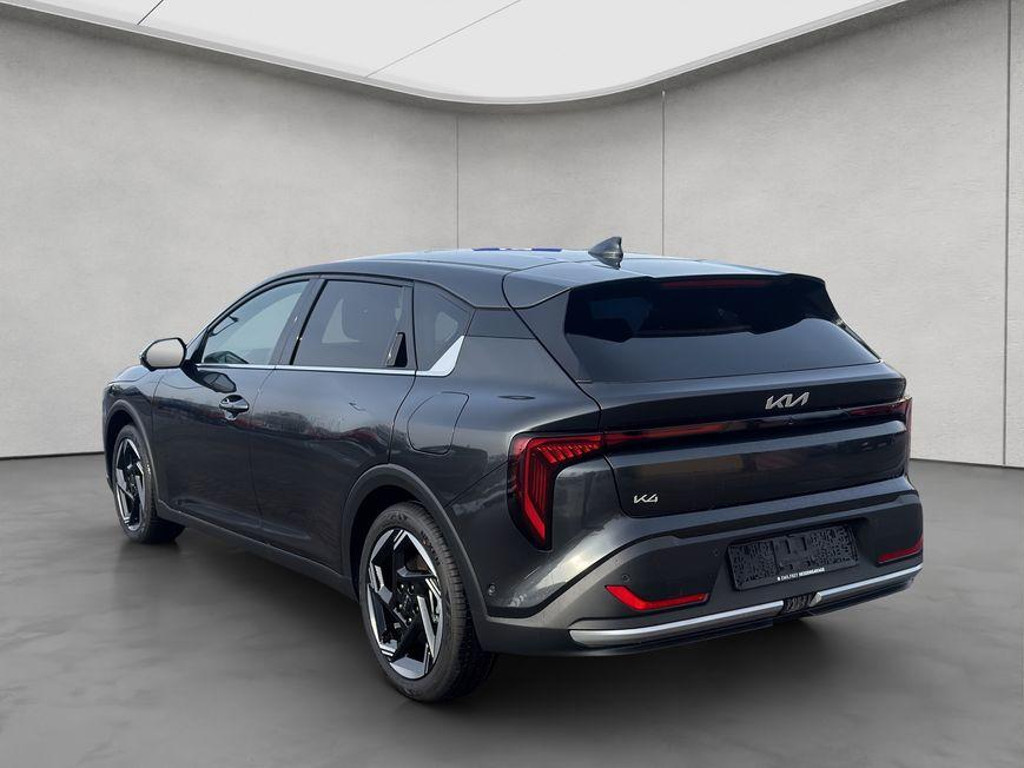Kia K4