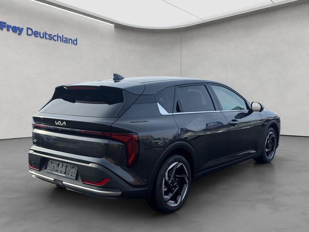 Kia K4