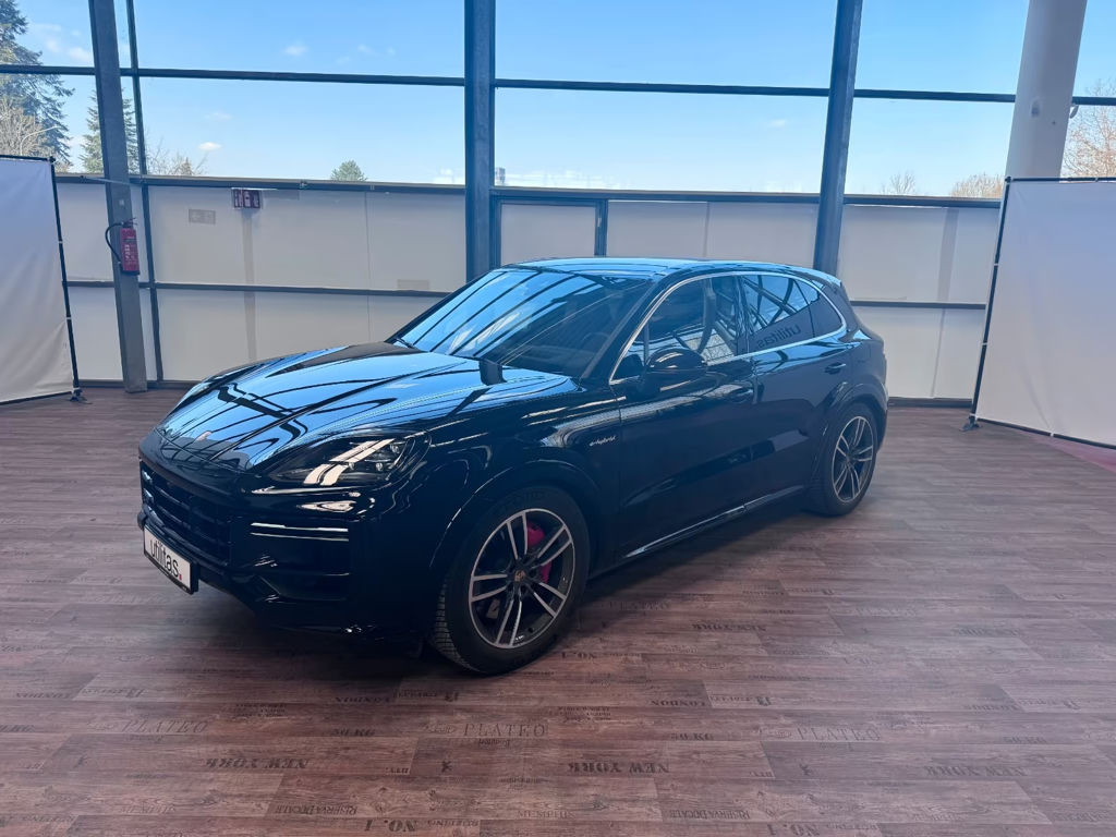 Porsche Cayenne E-Hybrid Turbo