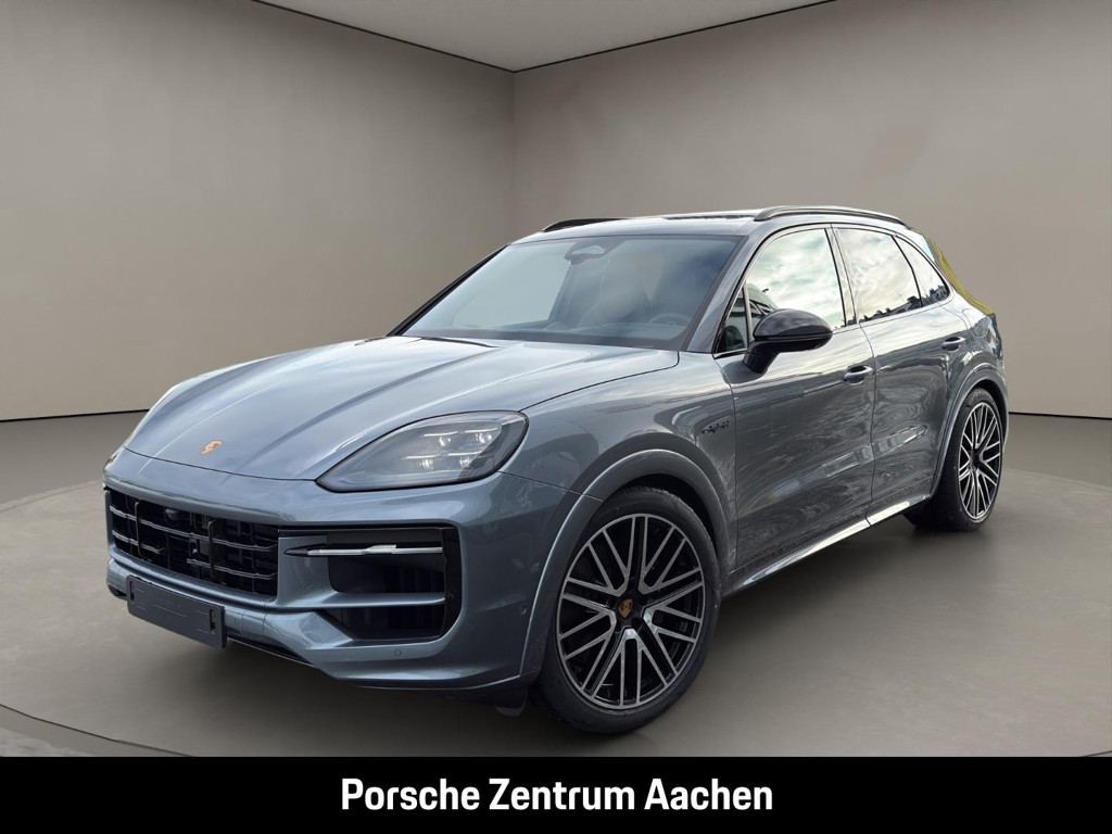 Porsche Cayenne E-Hybrid Black Edition