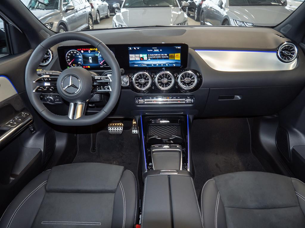 Mercedes-Benz GLA-Klasse GLA 200 AMG Line