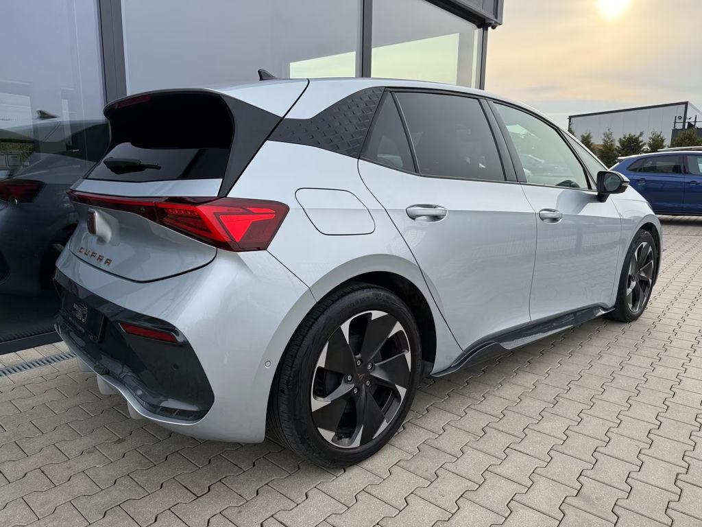 Cupra Born