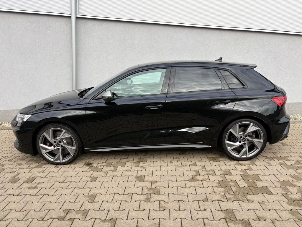 Audi S3 Sportback Sedan Quattro