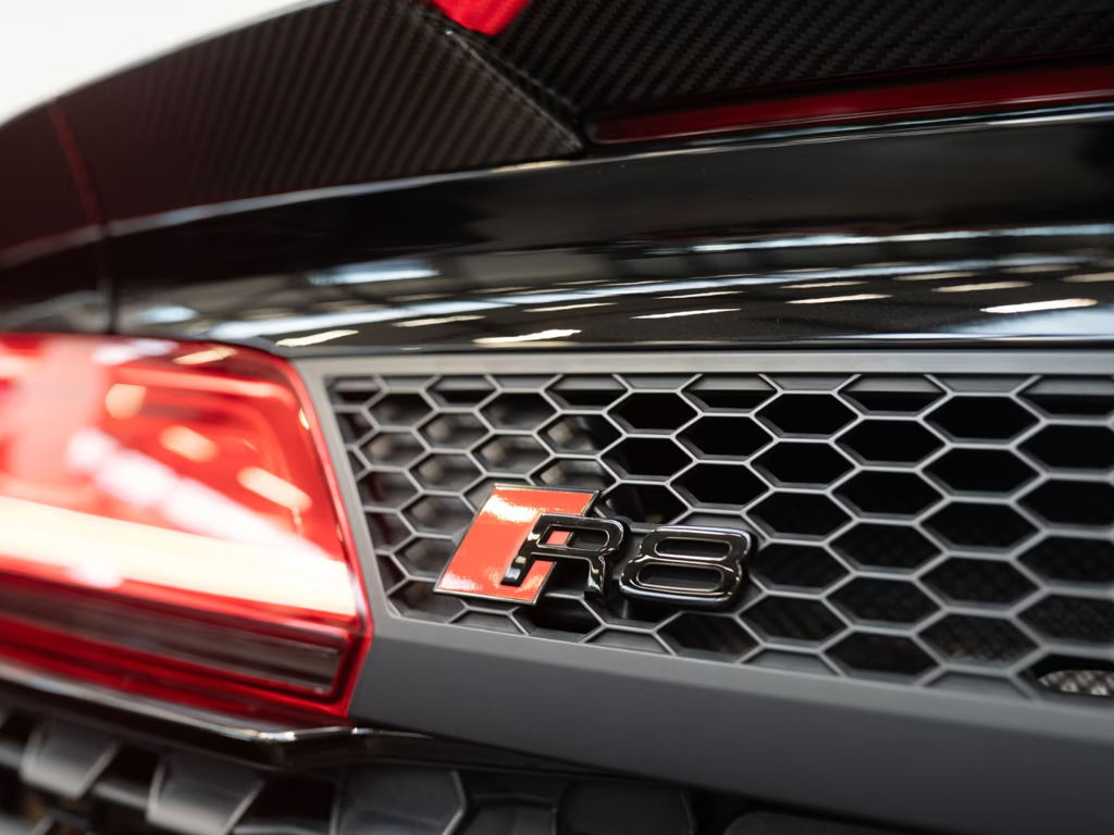 Audi R8