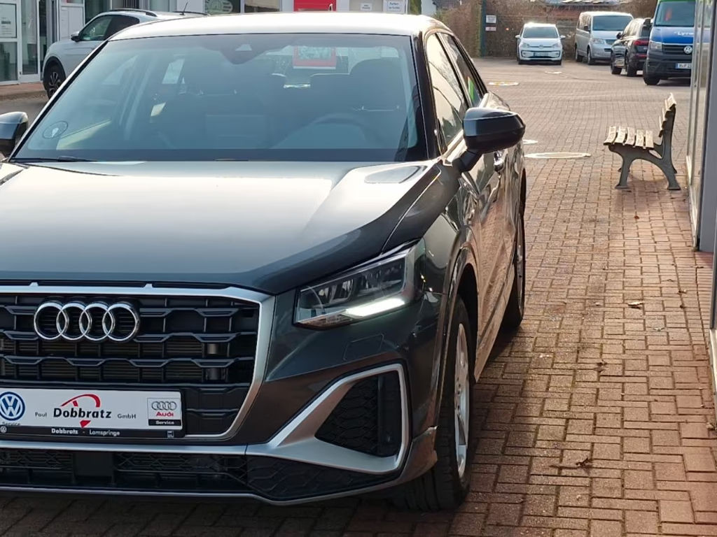 Audi Q2