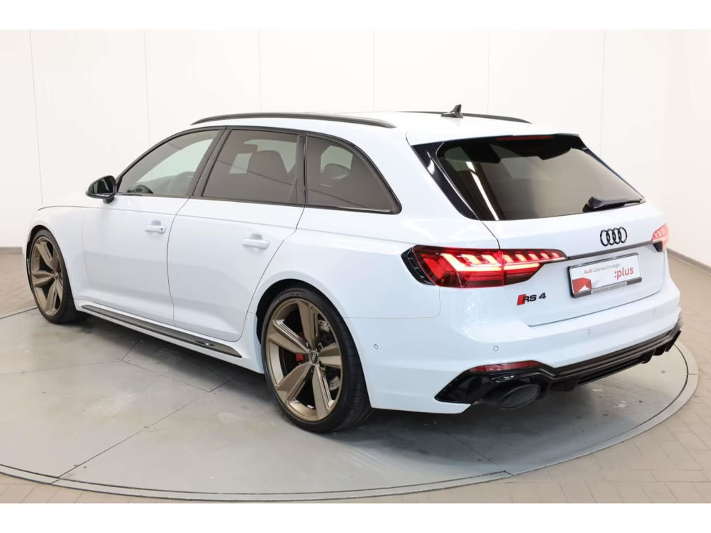 Audi RS4