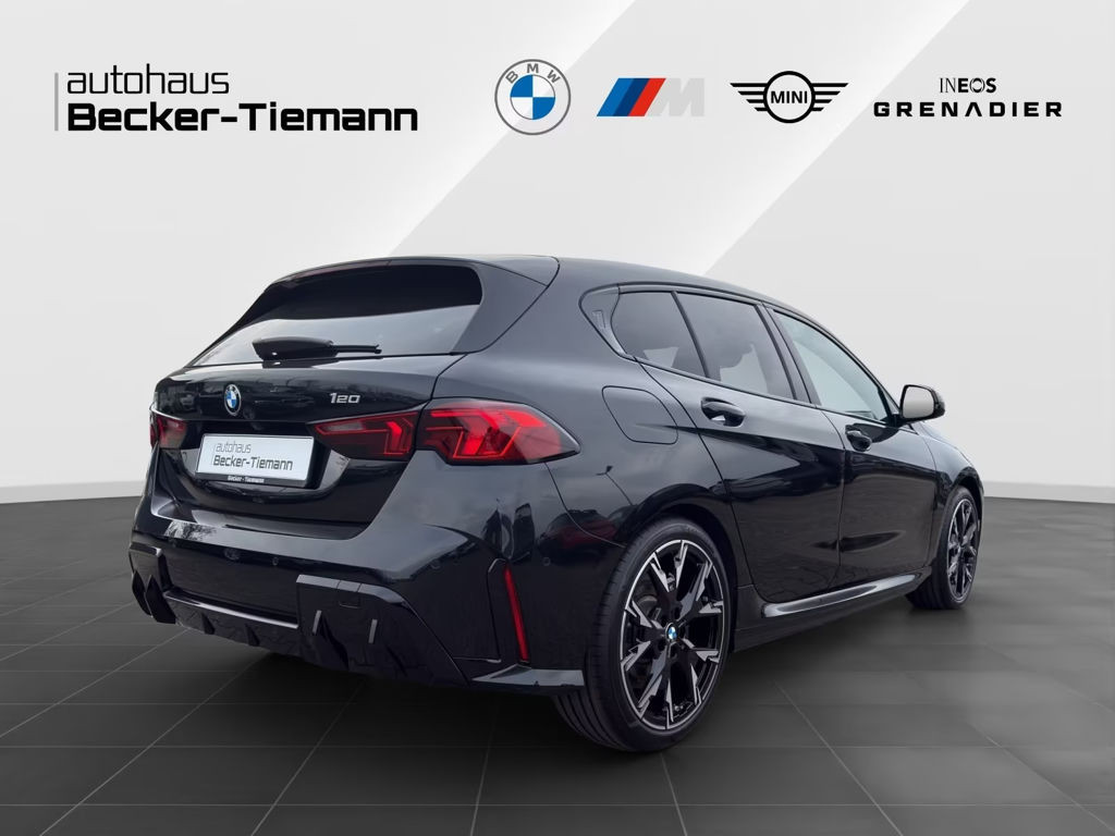 BMW 1 Serie 120 M-Sport Sedan 120d