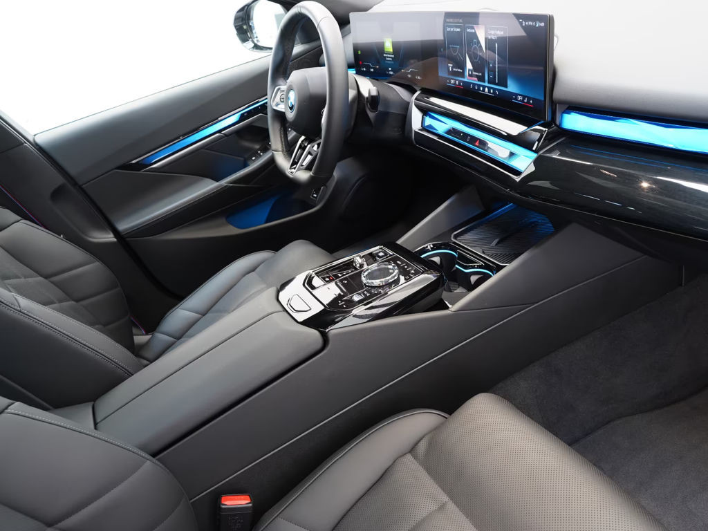 BMW i5