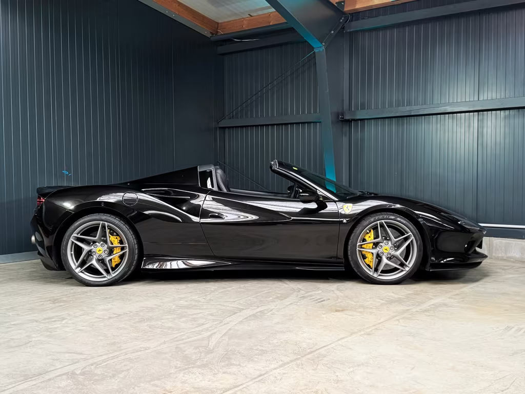 Ferrari F8 Spider