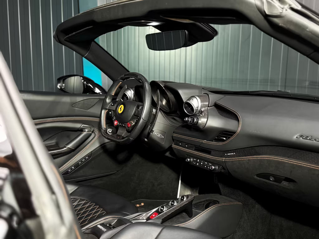 Ferrari F8