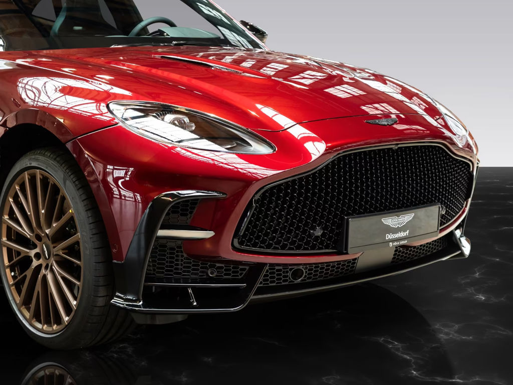 Aston Martin DBX