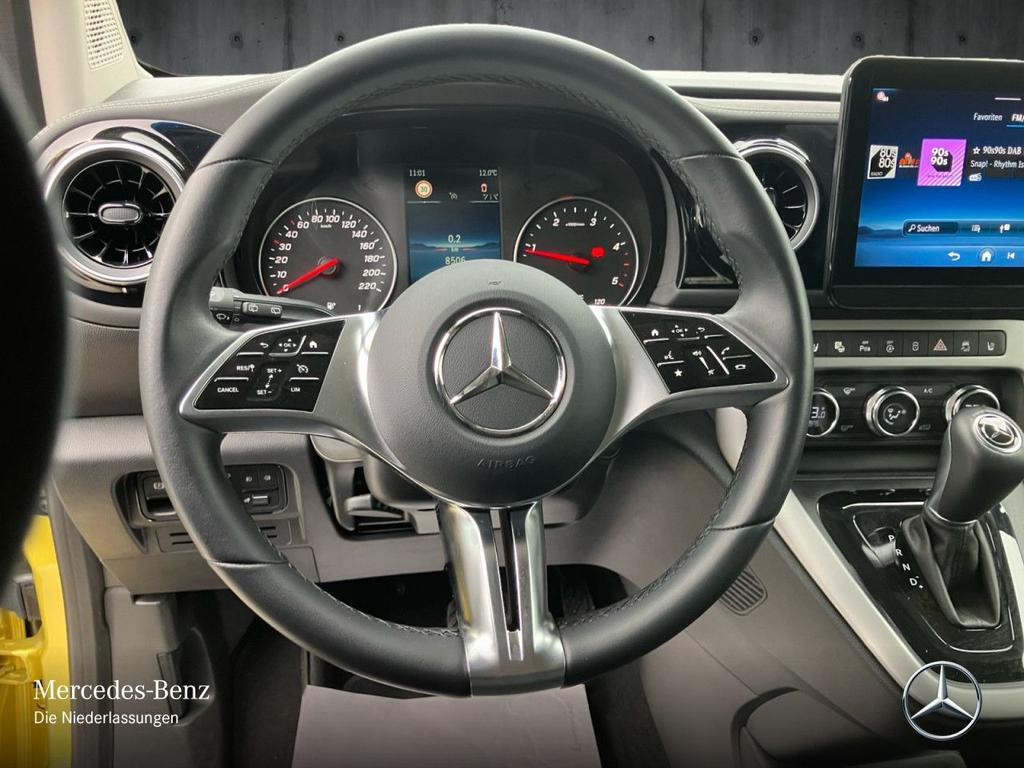 Mercedes-Benz T 180