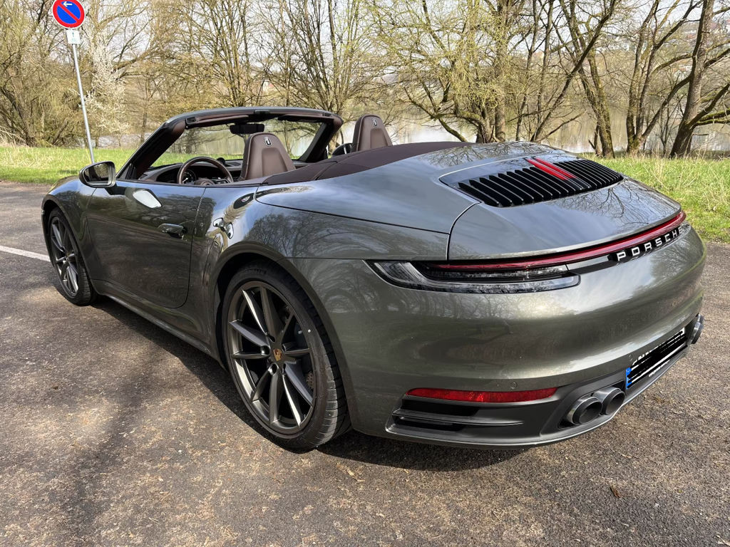 Porsche 992