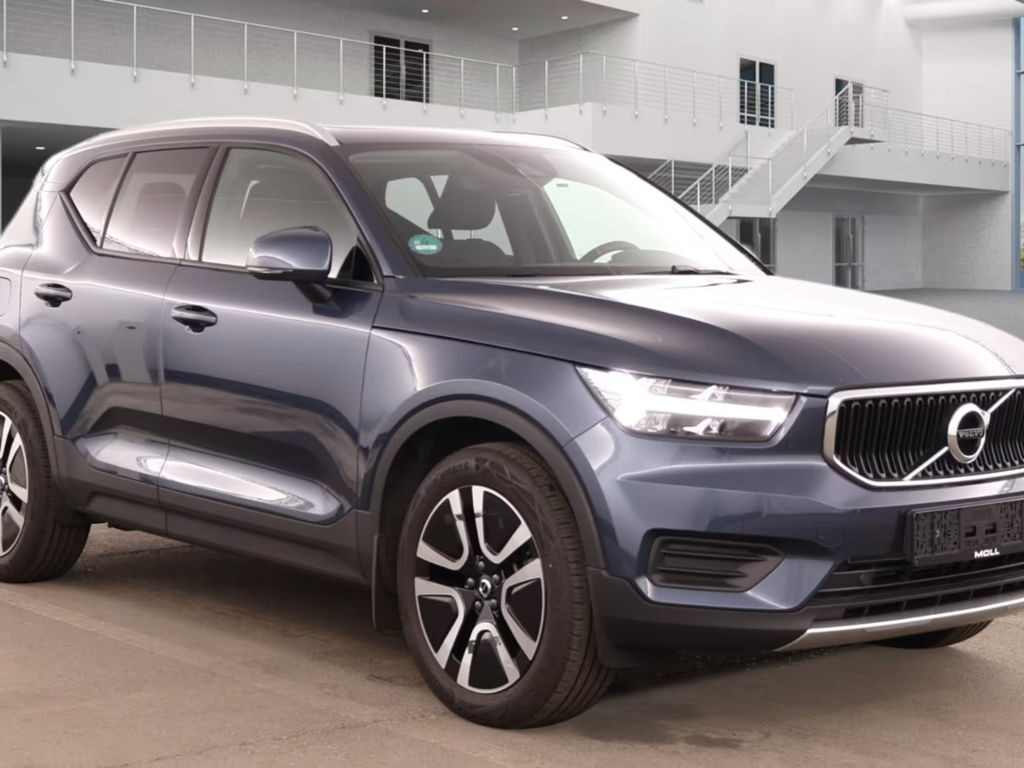Volvo XC40 Momentum
