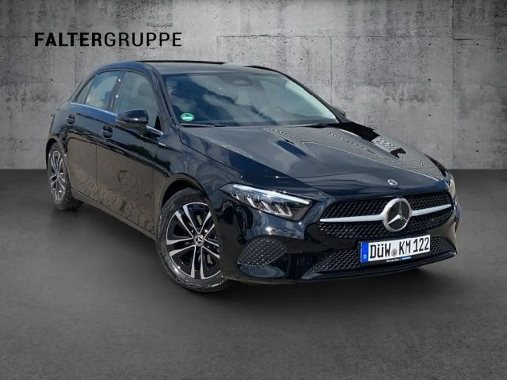 Mercedes-Benz A-Klasse A 180 A 180 KAMERA+TEMPO+MBUX+SPUR/BREMS+NAVI+LED+SHZ