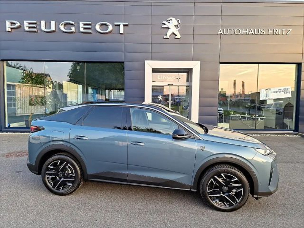 Peugeot E-3008