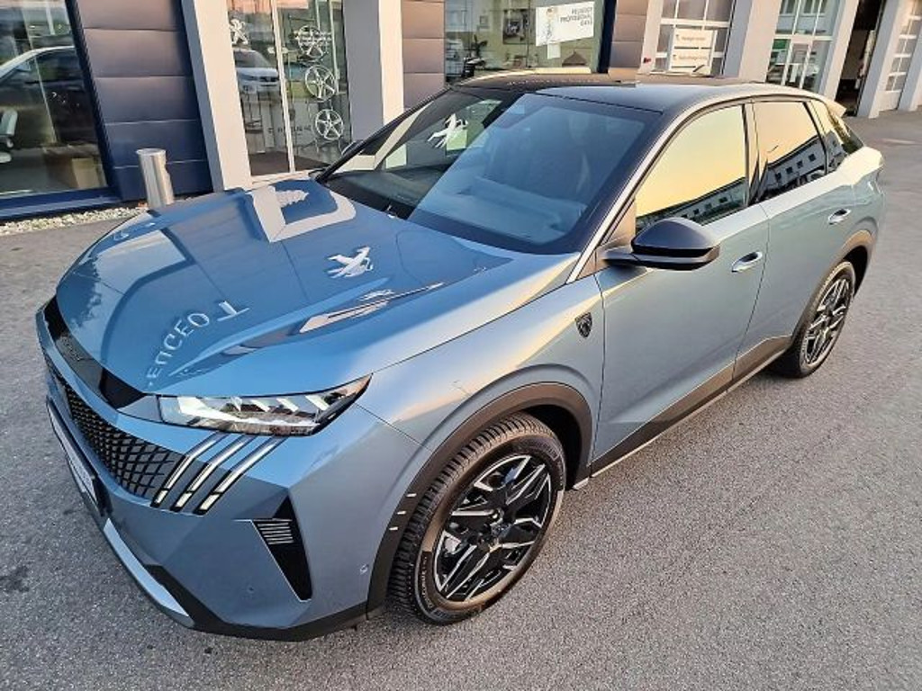 Peugeot E-3008