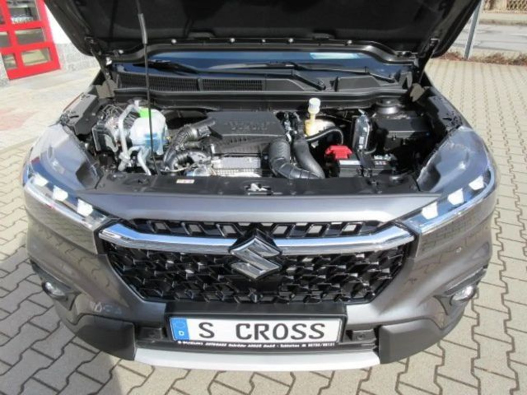 Suzuki S-Cross