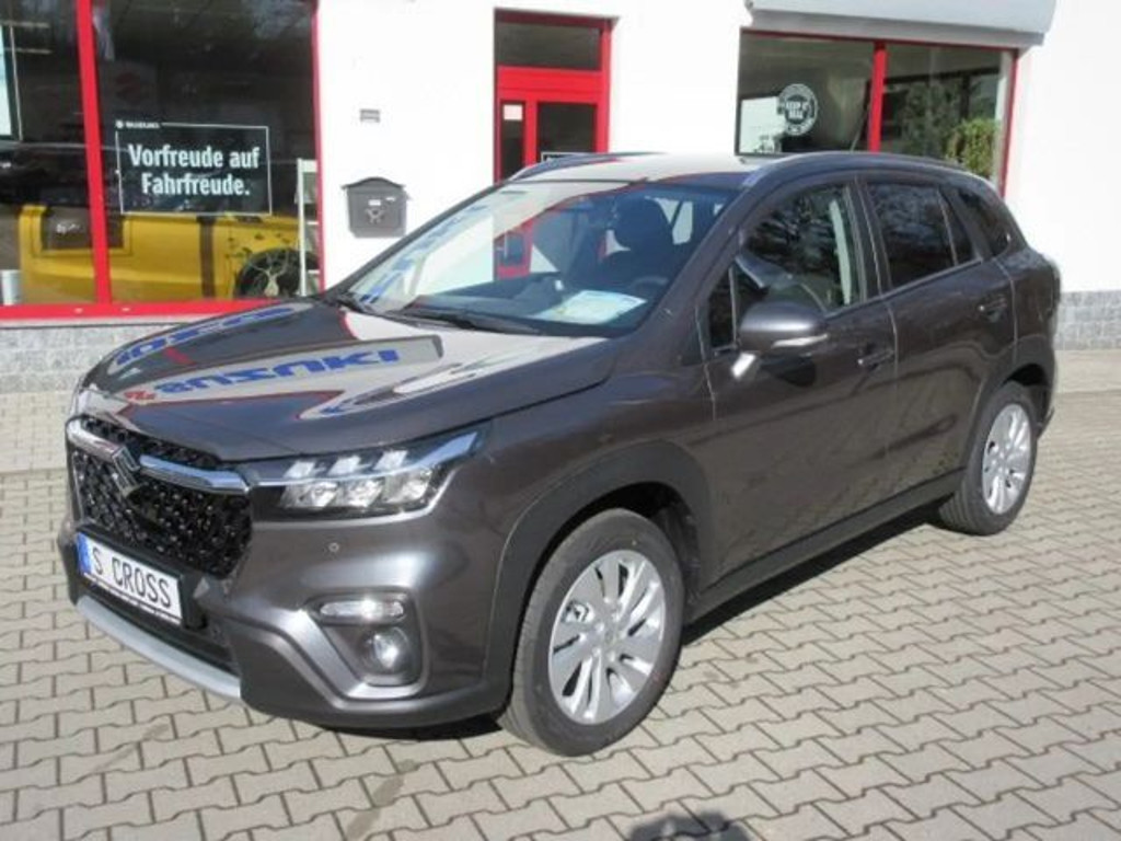 Suzuki S-Cross