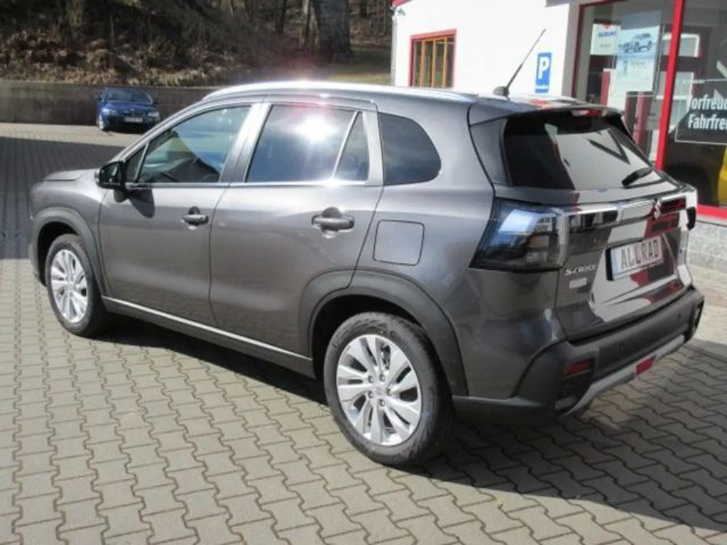 Suzuki S-Cross