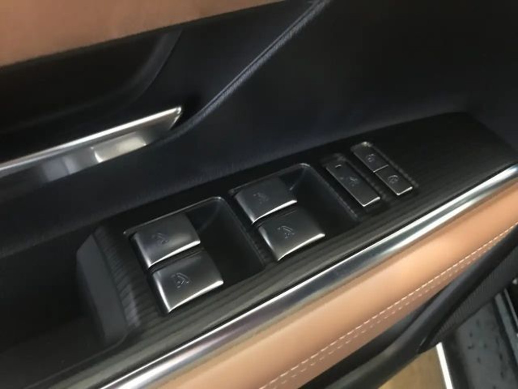 Mazda 6e