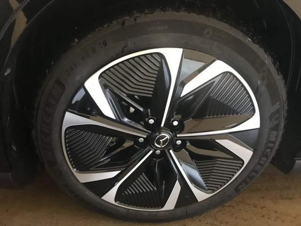Mazda 6e