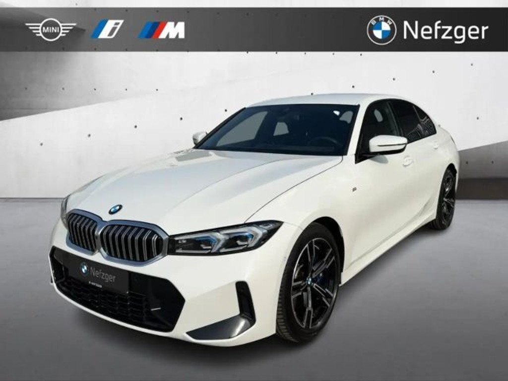BMW 3 Serie 318 M-Sport Sedan 318i