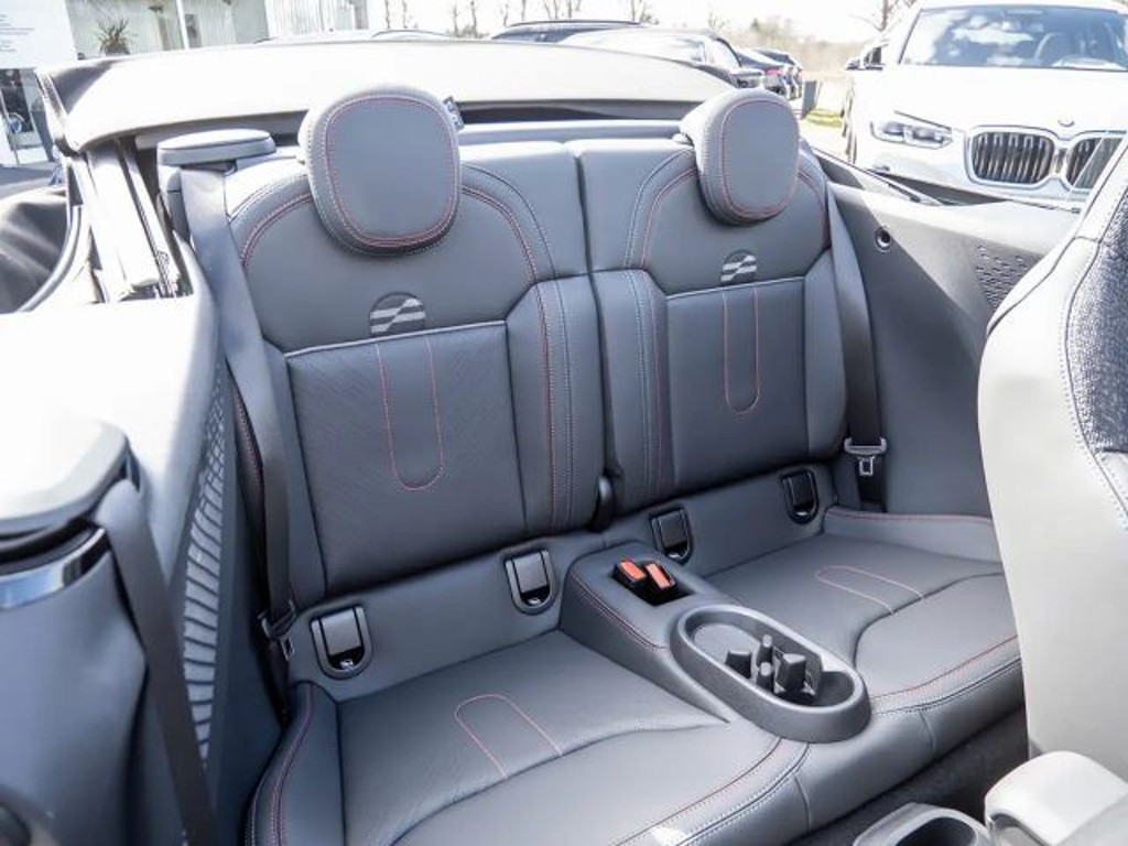 Mini John Cooper Works Cabrio