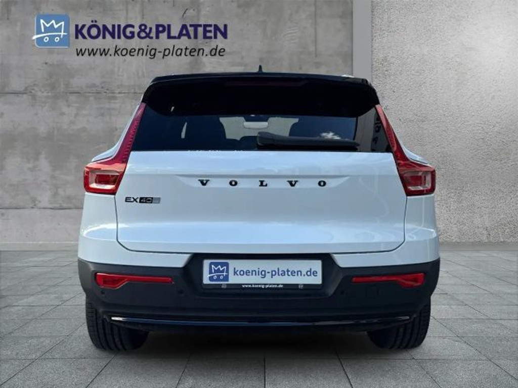 Volvo EX40
