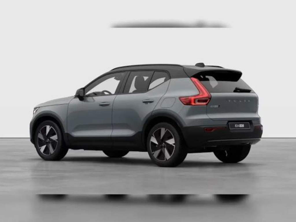 Volvo EX40