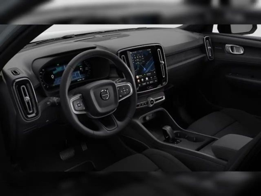 Volvo EX40