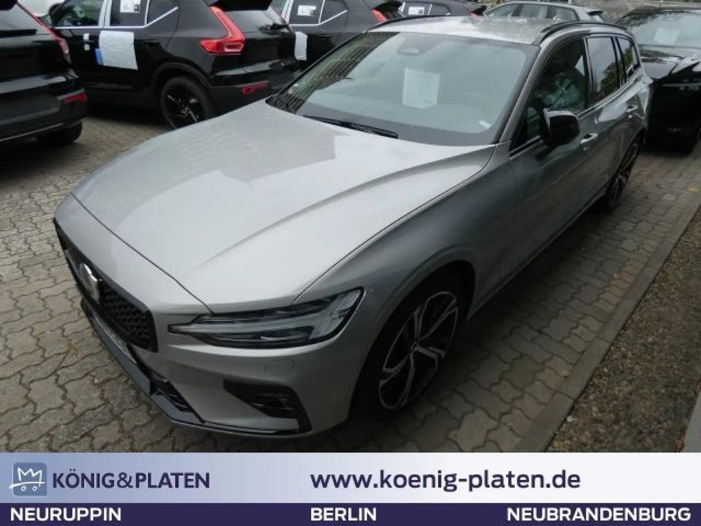 Volvo V60 Plus Dark