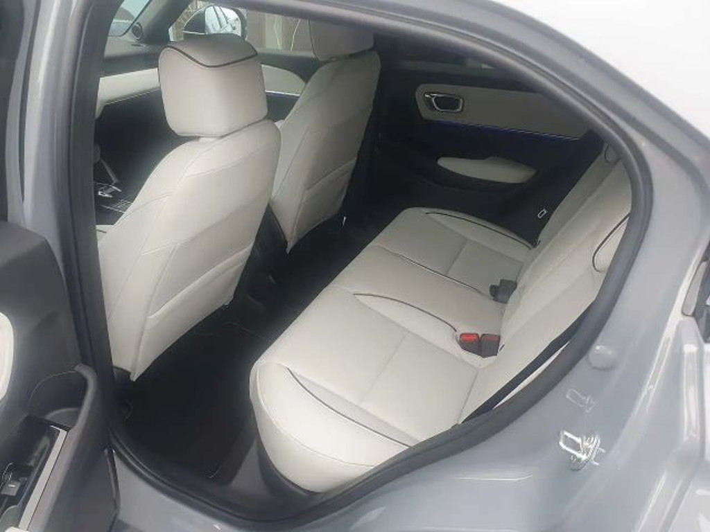Honda e:Ny1