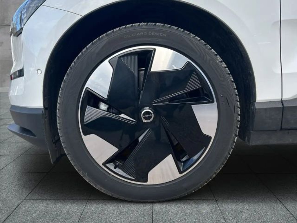 Volvo EX30