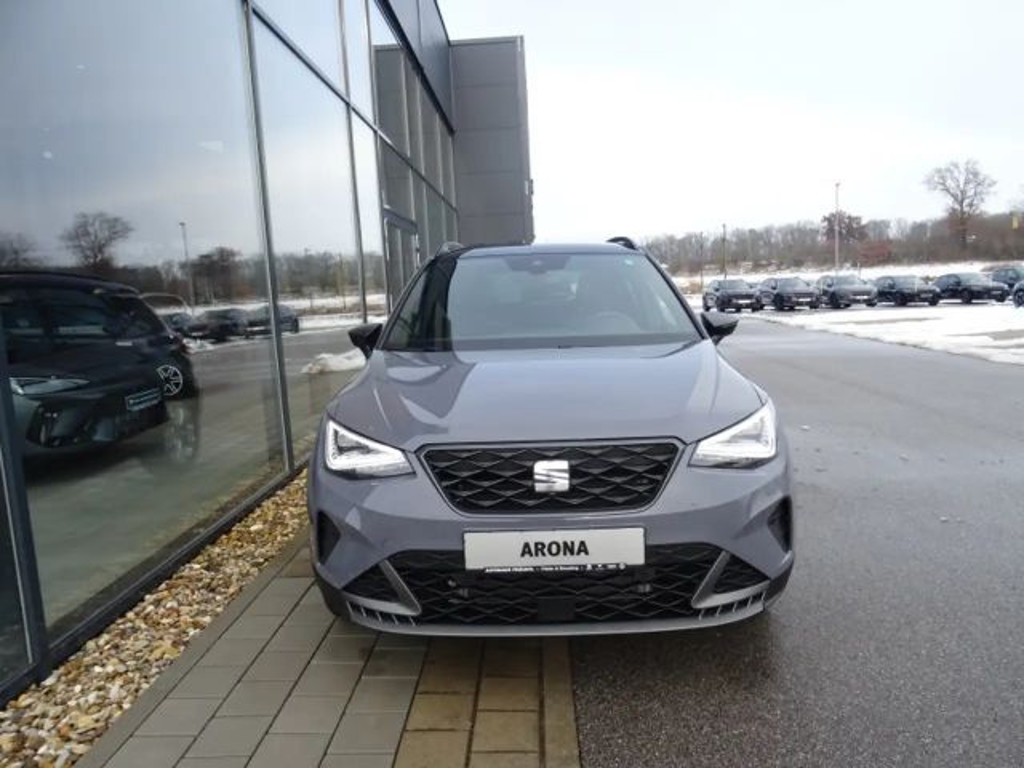 Seat Arona