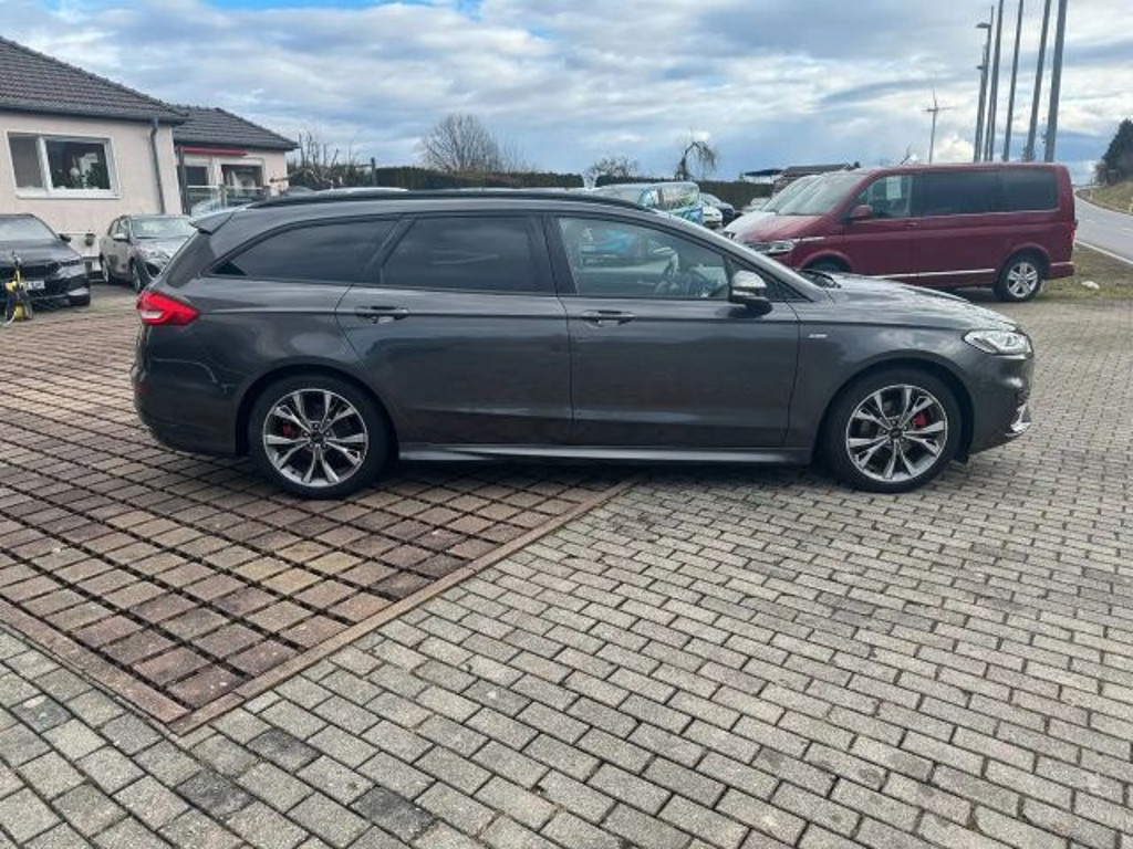 Ford Mondeo Wagon ST Line