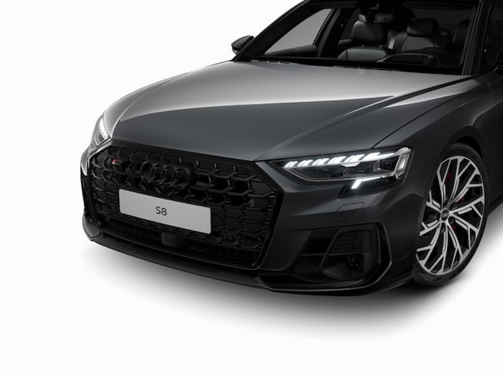 Audi S8