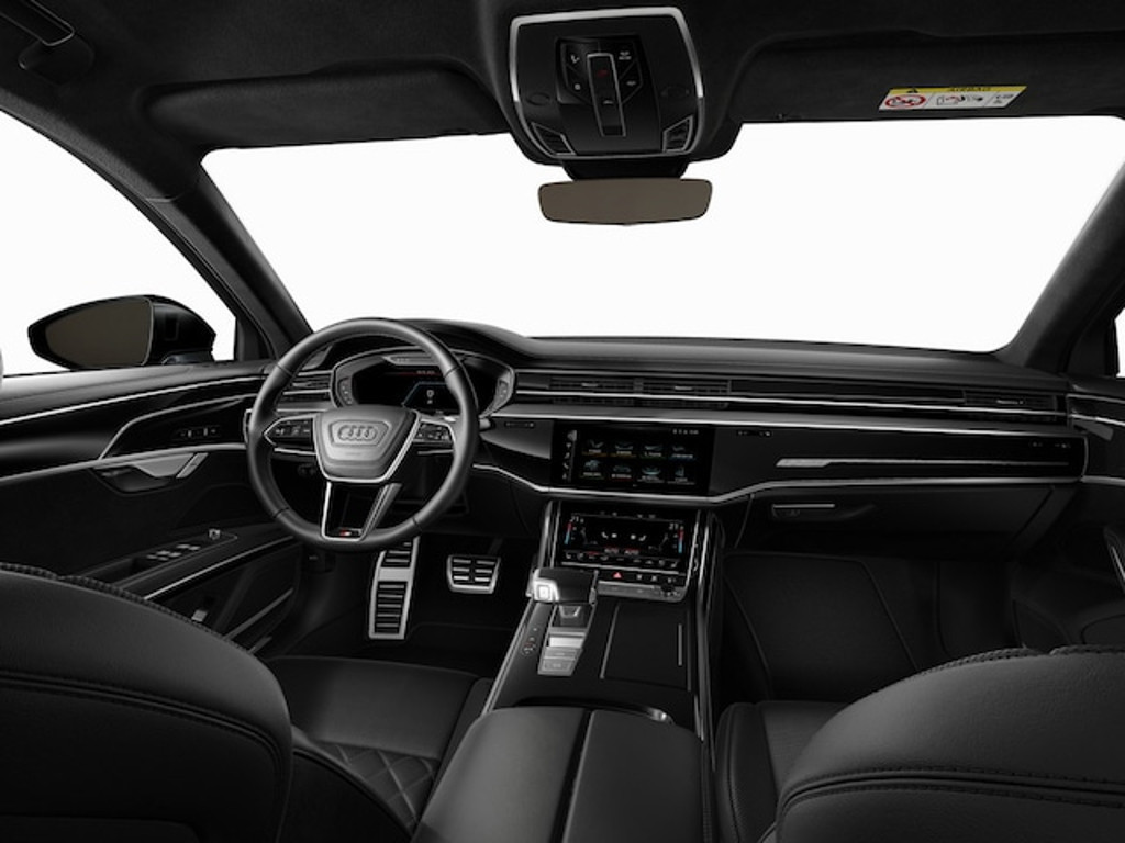 Audi S8