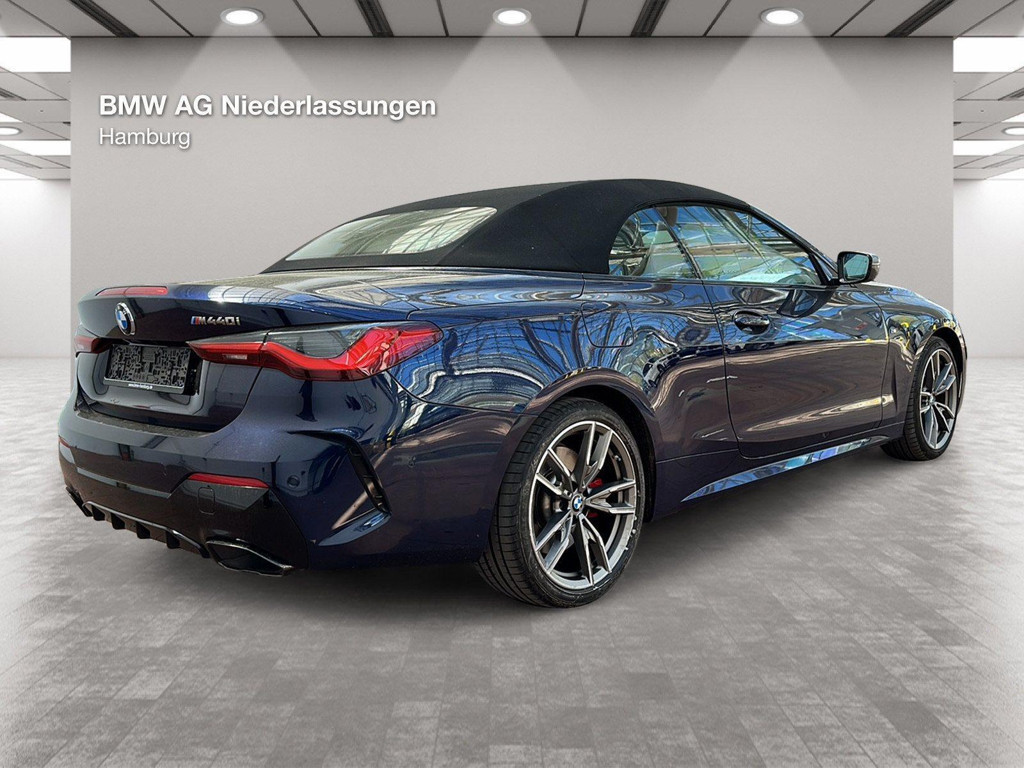 BMW M440