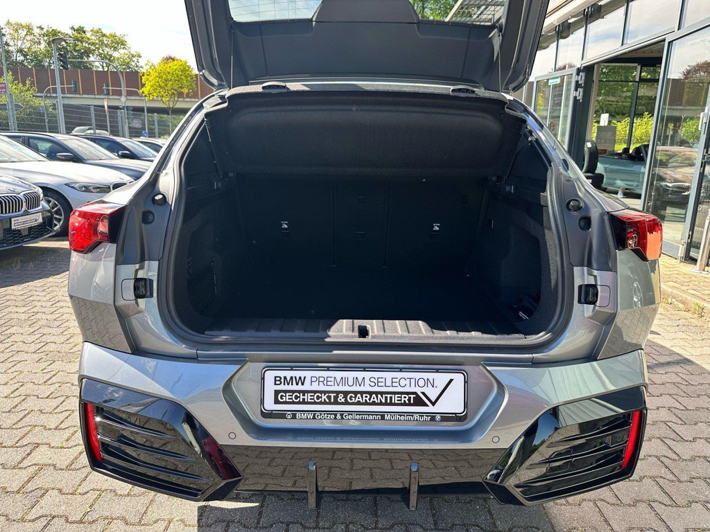 BMW iX2