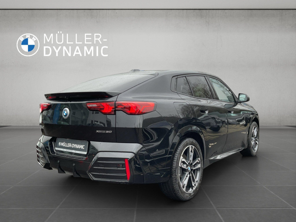BMW iX2