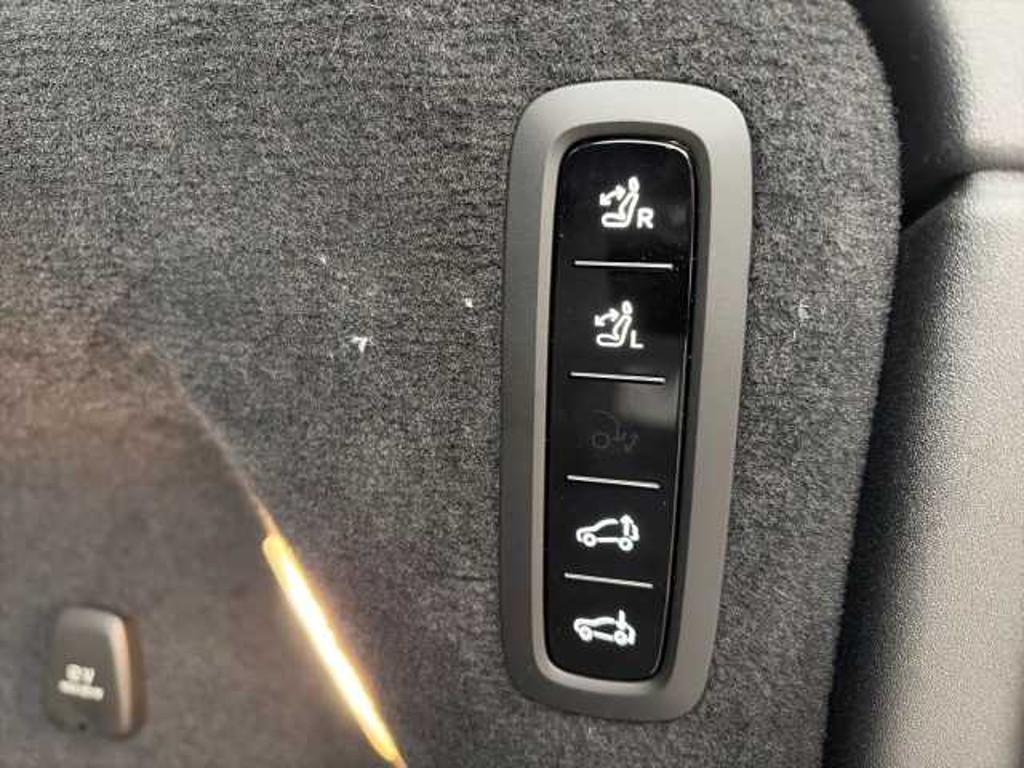Volvo EX90
