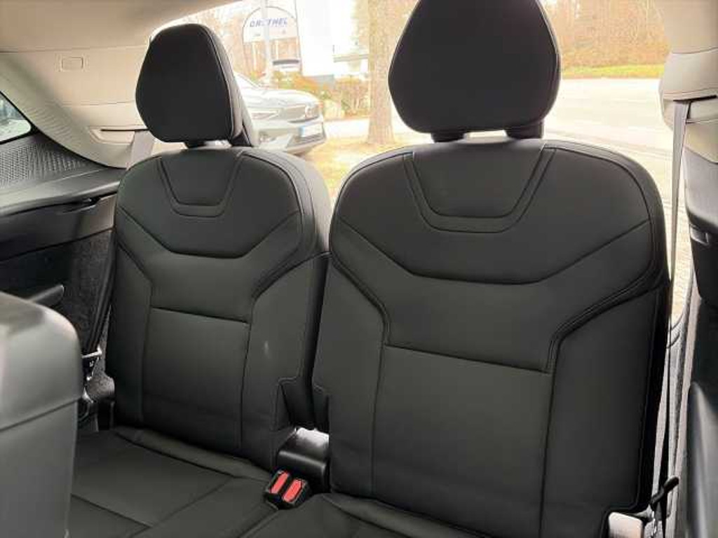 Volvo EX90