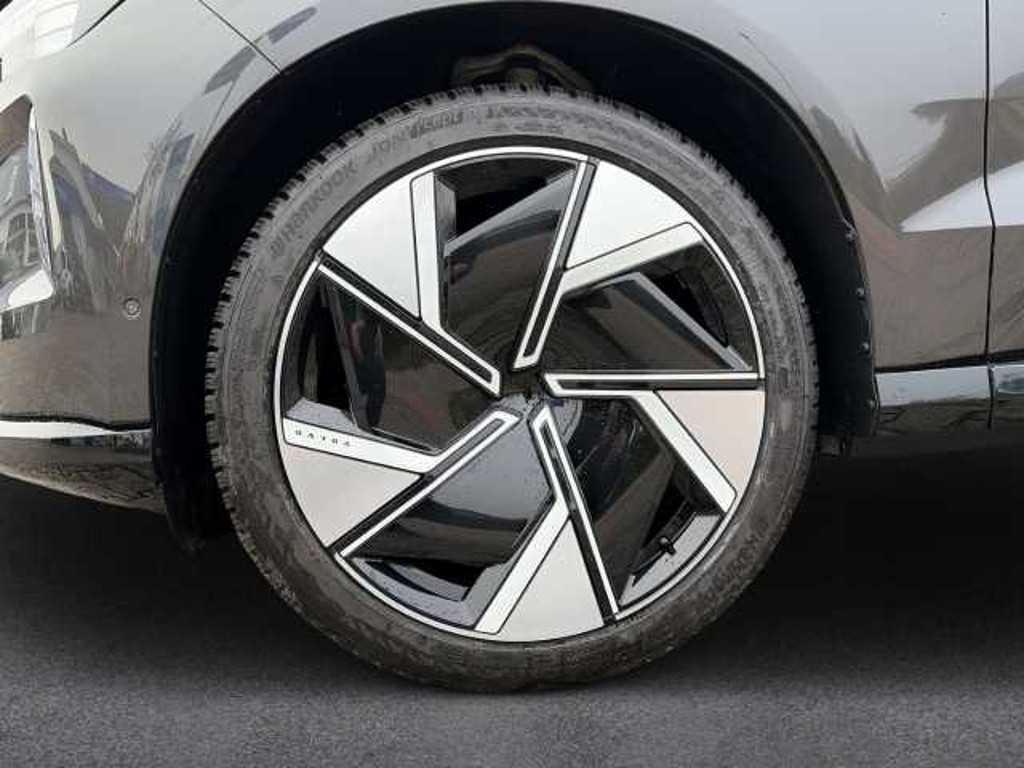 Volvo EX90