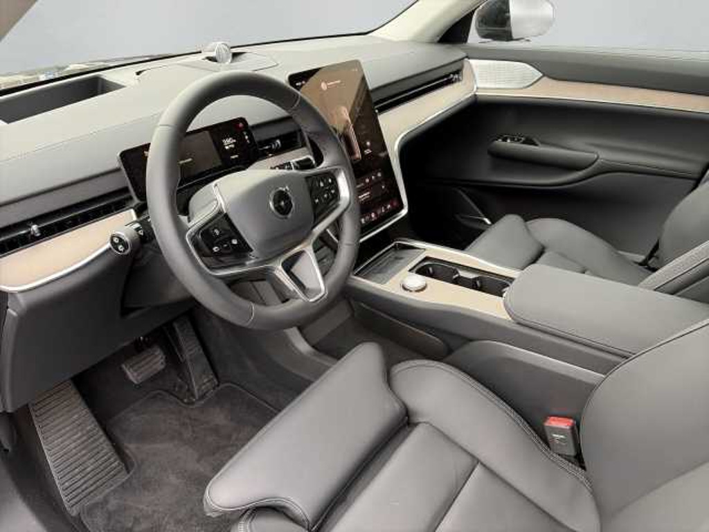 Volvo EX90