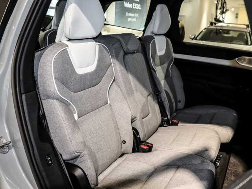 Volvo EX90