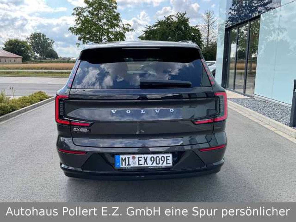 Volvo EX90