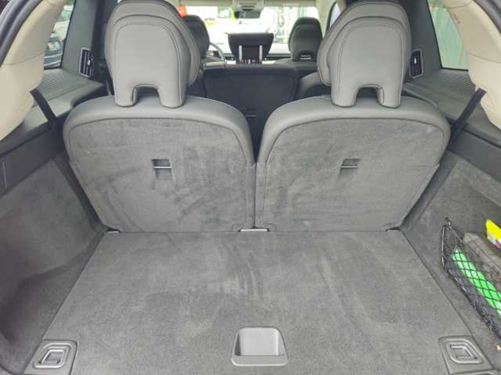 Volvo EX90